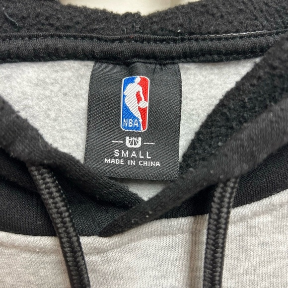 Los Angeles Lakers NBA Small Colorblock Hoodie Gray Black Purple Yellow - Picture 2 of 7